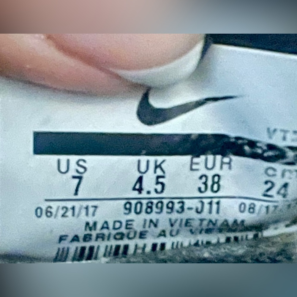 SOLD‼️ NWOT Womens Nike Air Max Sequence 3 - Picture 14 of 16